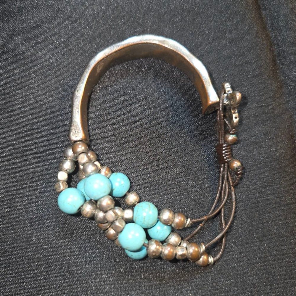 Women's Unbranded Turquoise Silver Beaded‎ Southwestern Cuff Bracelet One Size